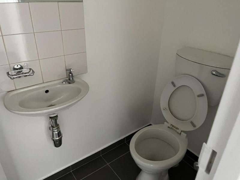 To Let Commercial Property for Rent in Killarney Gardens Western Cape